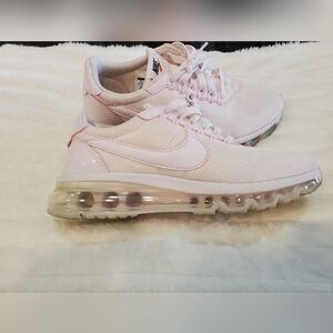 Nike Airmax LD shoes